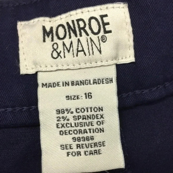 Monroe &Main ladies shorts 16 - Picture 9 of 16